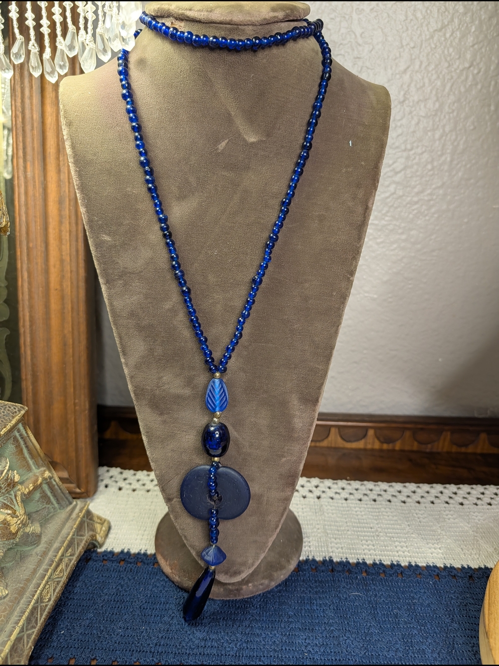 Vibrant Blue Art Glass Beaded Lariat Style Pendant Necklace